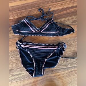 Xhilaration Black and Pink Bikini Set Swimwear
